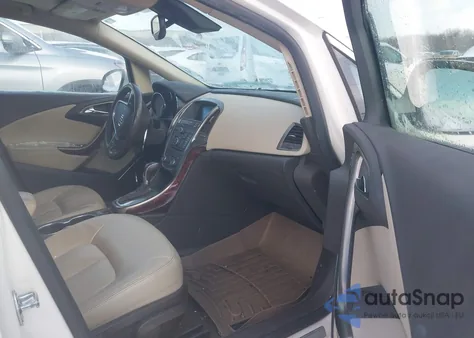 2015 Buick Verano Leather Group из США, поврежденный, VIN 1G4PS5SK6F4210877